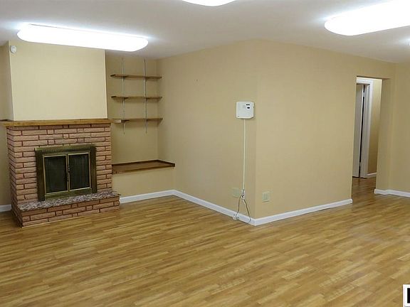 4th image of 1011 Buena Vista Dr