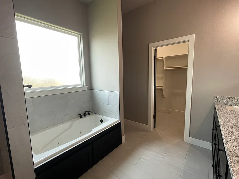 522 Rosedale Pl — Photo 9