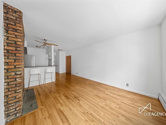 4th image of 229 E 29th St APT 3D