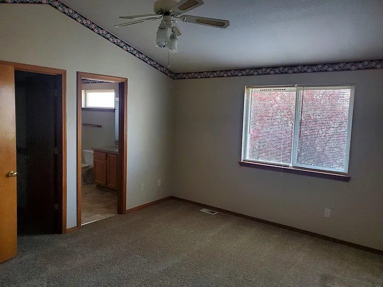 5905 Cherokee Loop SE — Photo 10