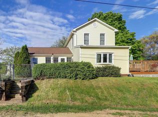 402 S Main St, Albany, IL 61230