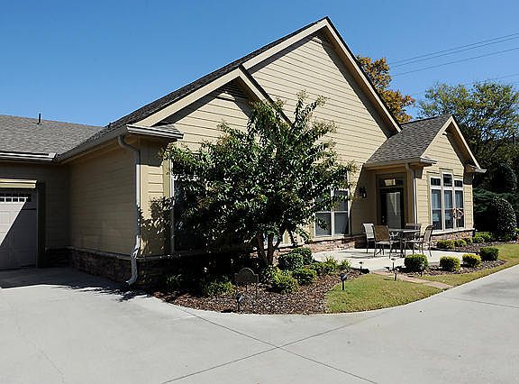 4th image of 9517 Collier Pl #53