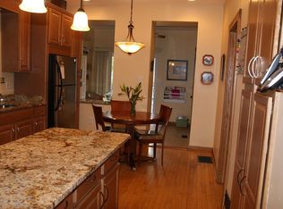 4228 N Leavitt St, Chicago, IL 60618