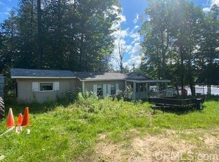 10034 I Rd, Cornell, MI 49818