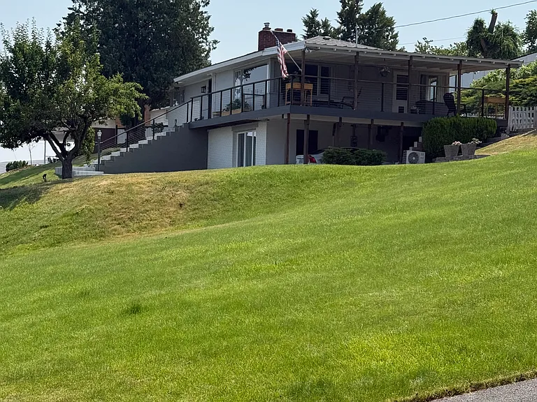 504 N 4th St — Photo 2
