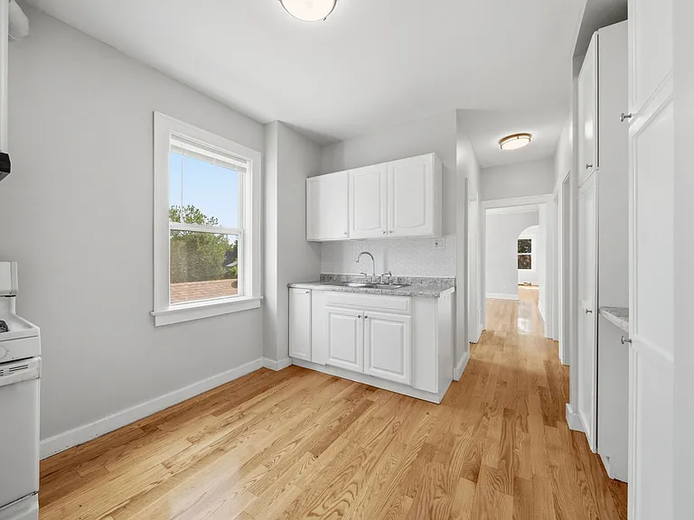 12353 Maple Ave #2 — Photo 16