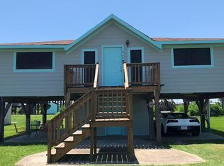 963 East Rd, Crystal Beach, TX 77650