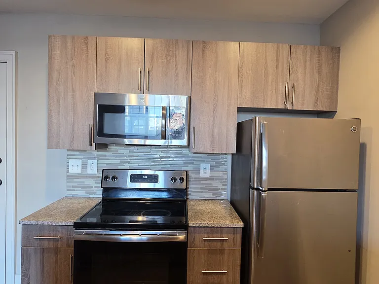 216 Arch St #411 — Photo 8