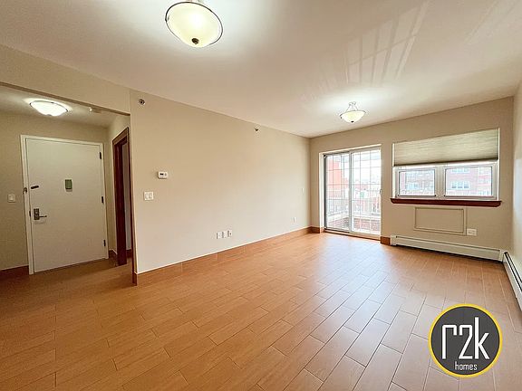 4th image of 2312 30th Dr APT 5C