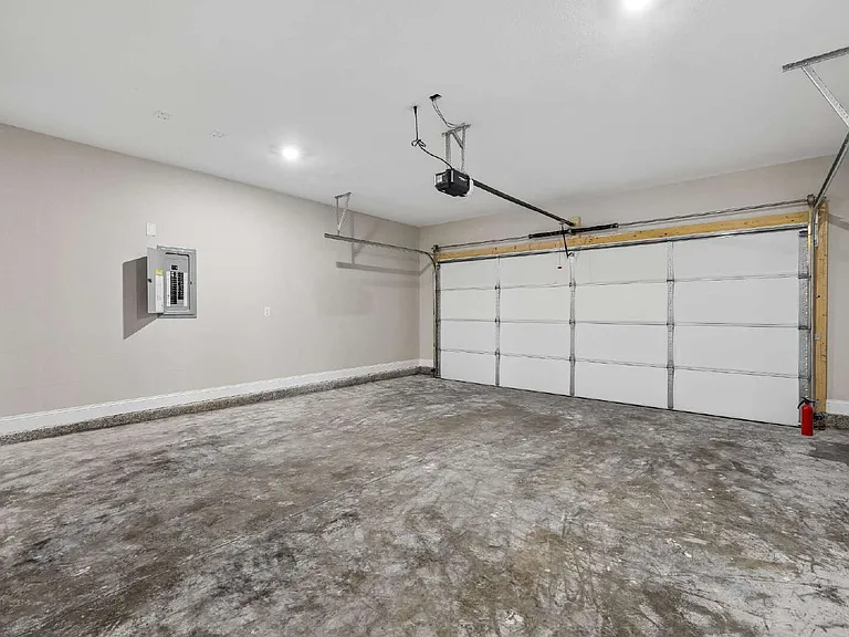 1240 Winterset Dr — Photo 30