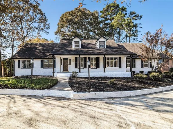 855 John Ct, Lawrenceville, GA 30046