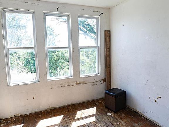 5th image of 6208 Bailey Pl