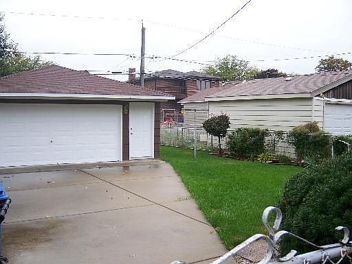 2nd image of 5732 S Neenah Ave