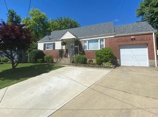3555 Smithfield Ln, Cincinnati, OH 45239