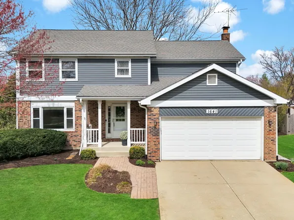 1641 Lois Ann Ln, Naperville, IL 60563