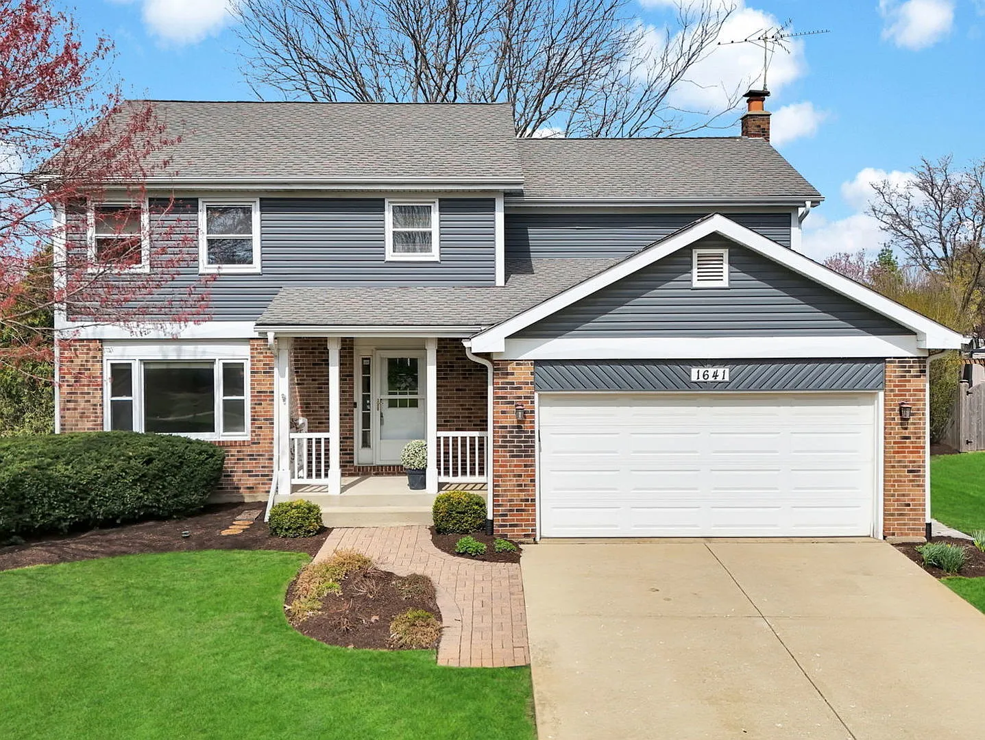 1641 Lois Ann Ln photo 1