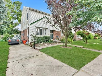502 Argyle Road, Mineola, NY, 11501