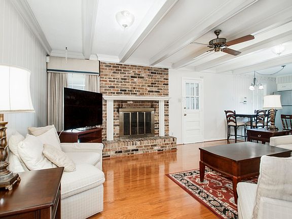 3rd image of 1200 Westbury Dr
