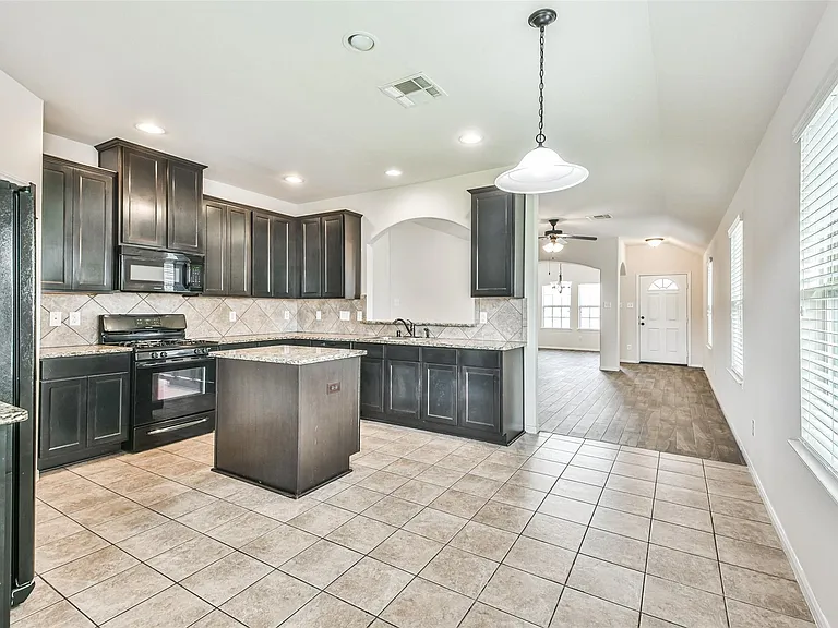 5518 Casa Mila Dr — Photo 10