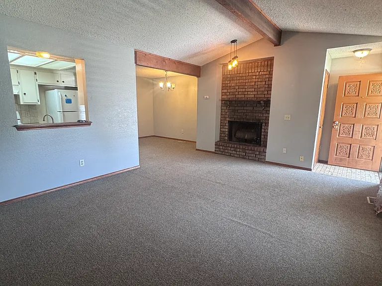 1704 N Gleason Ave — Photo 1