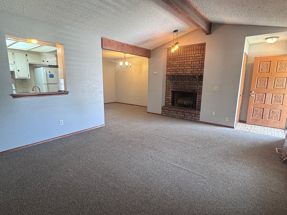 1st image of 1704 N Gleason Ave