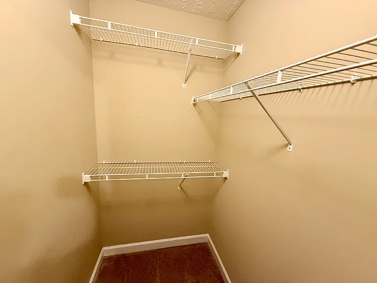 422 Jamestown Ave — Photo 22