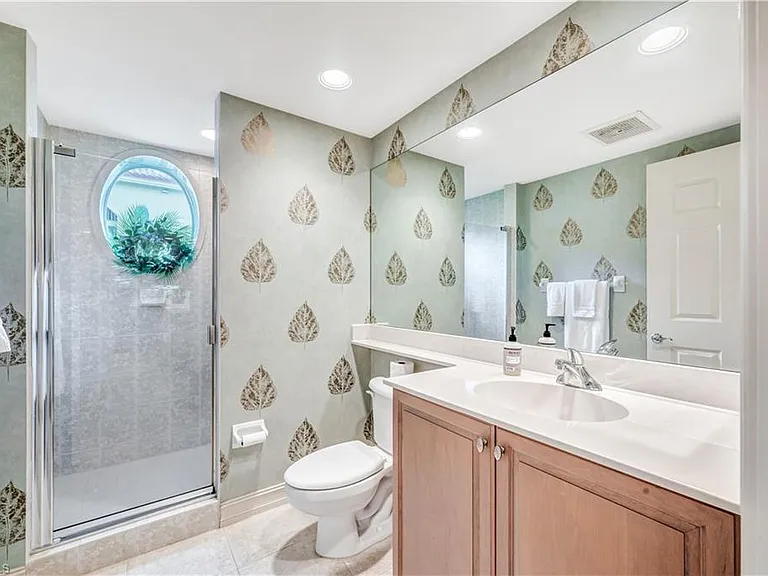 2748 Tiburon Blvd E #C-301 — Photo 13