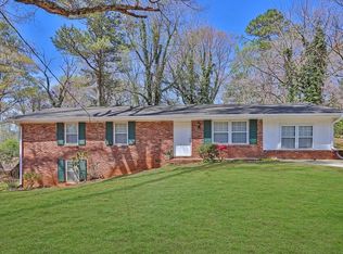 272 Colchester Dr, Stone Mountain, GA 30088