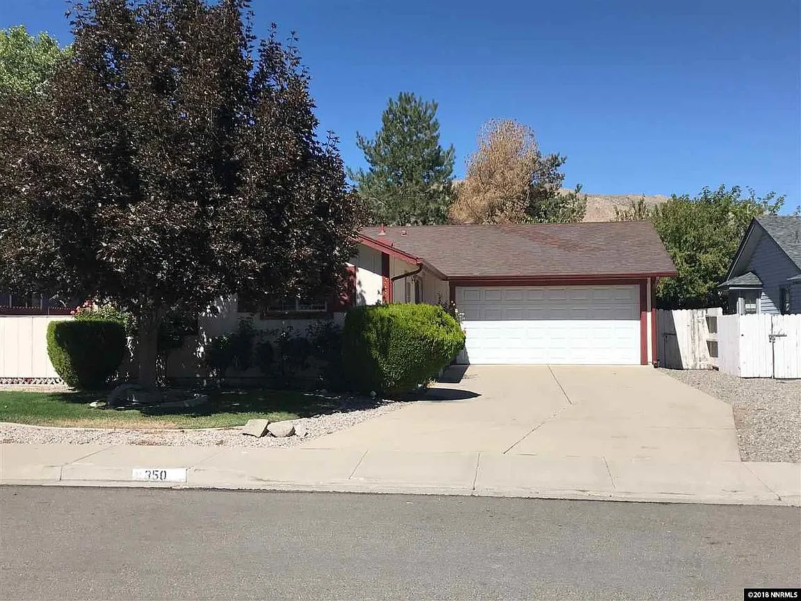 350 Sarah Dr photo 1