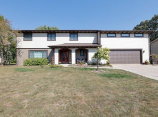 1701 Ransom Dr, Fort Wayne, IN 46845