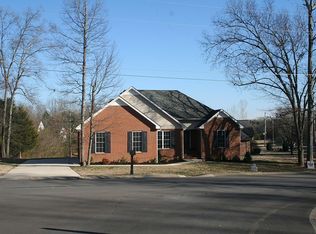 100 Stonegate Cir, Shelbyville, TN 37160