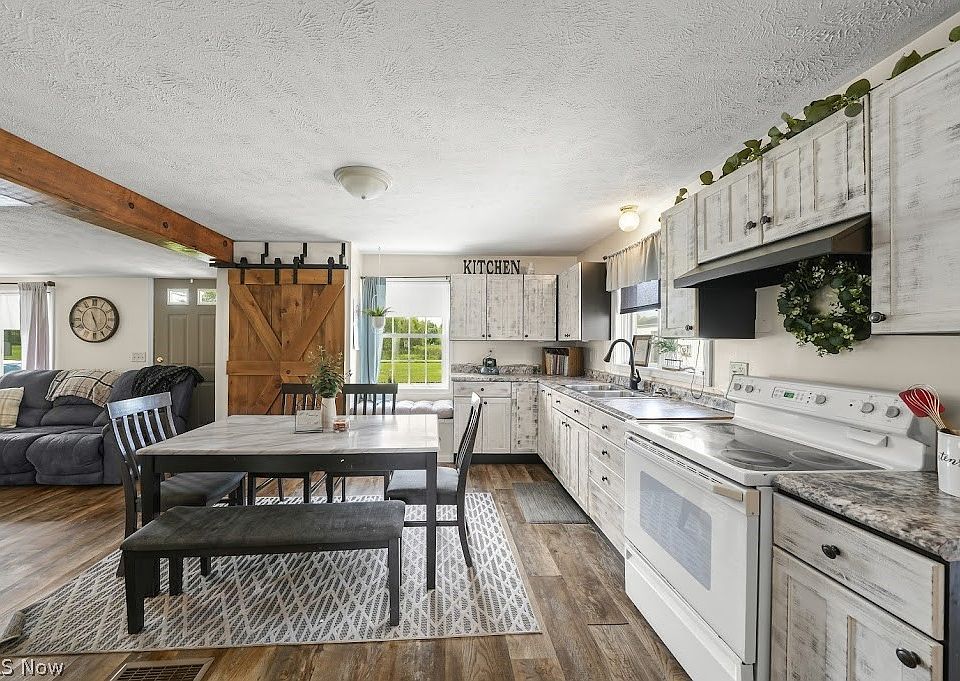 6175 Downs Rd NW, Warren, OH 44481 | MLS #5209246 | Zillow