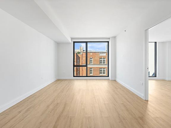 5th image of 300 W 136th St #4E