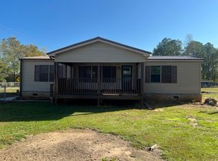 17 Choctaw Rd, Moundville, AL 35474