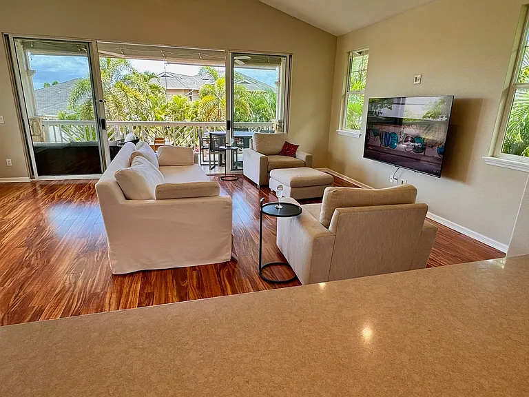 5 N Kukui Pl — Photo 3