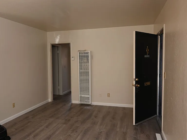 3176 Cadillac Drive — Photo 2