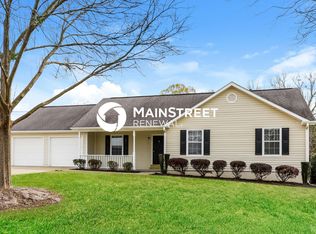 104 Cedar Ridge Rd, Locust Grove, GA 30248
