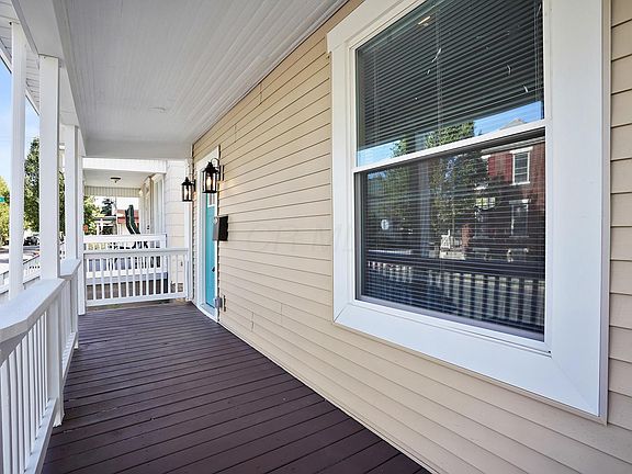 4th image of 547 Reinhard Ave