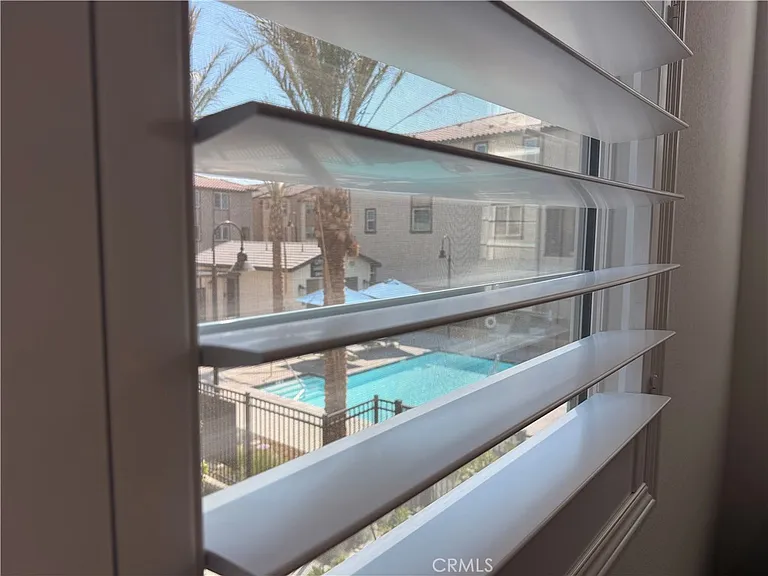 6123 Valentina Way — Photo 13