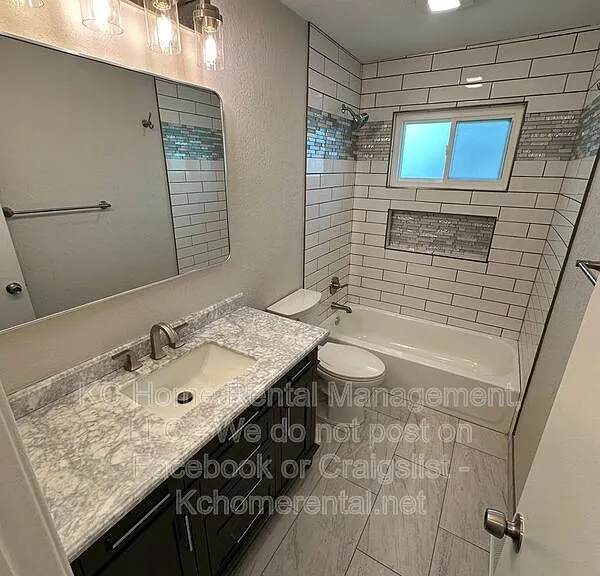 5012 Powell Ave — Photo 12