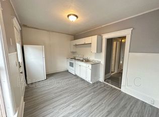 422 Maple St #2B, Manchester, NH 03103