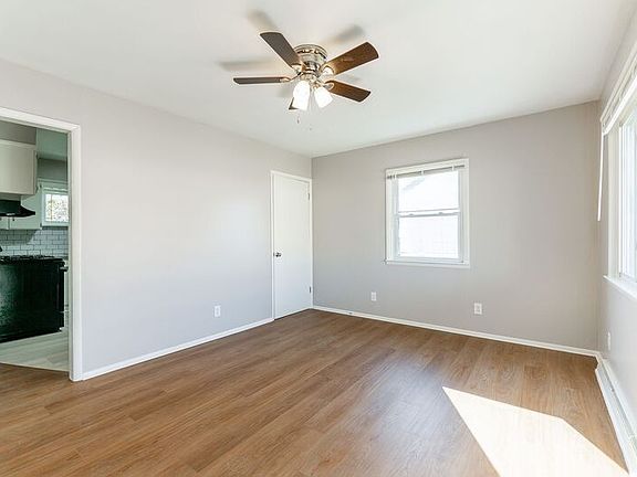 5th image of 2314 Lexington Ave