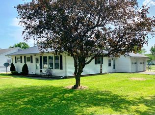 1321 Fleetwood Dr, Fremont, OH 43420