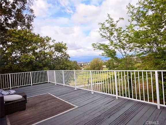 3rd image of 20211 Lake Canyon Dr