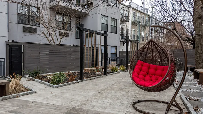 Rented by Nooklyn NYC LLC | media 35