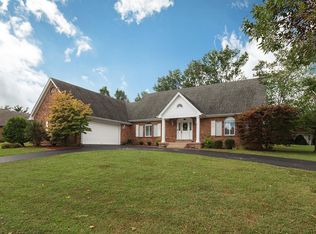 226 Grimsley Station Bluff Dr, Saint Louis, MO 63129