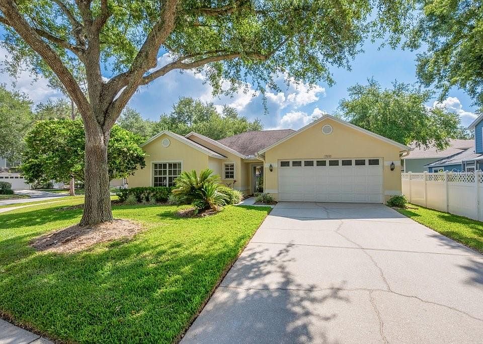 1st image of 17610 Esprit Dr