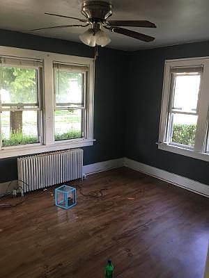 4th image of 103 Felton St