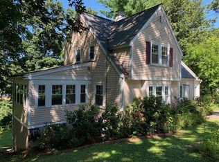 11 Richard Rd, Lexington, MA 02421