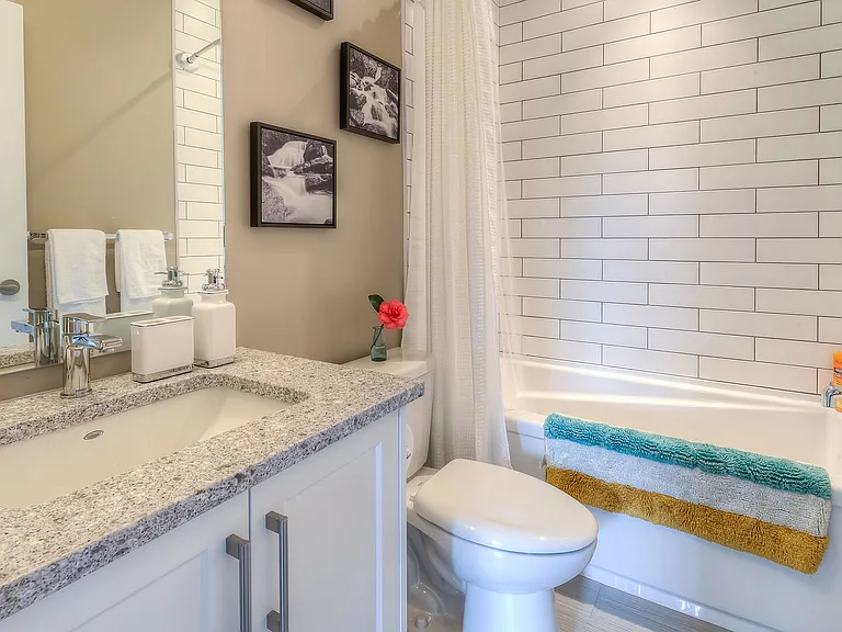 595 Pandora Ave #303 — Photo 14